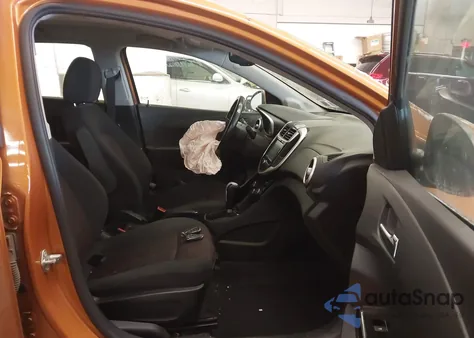 2017 Chevrolet Sonic Lt Auto из США, поврежденный, VIN 1G1JD6SG1H4137581